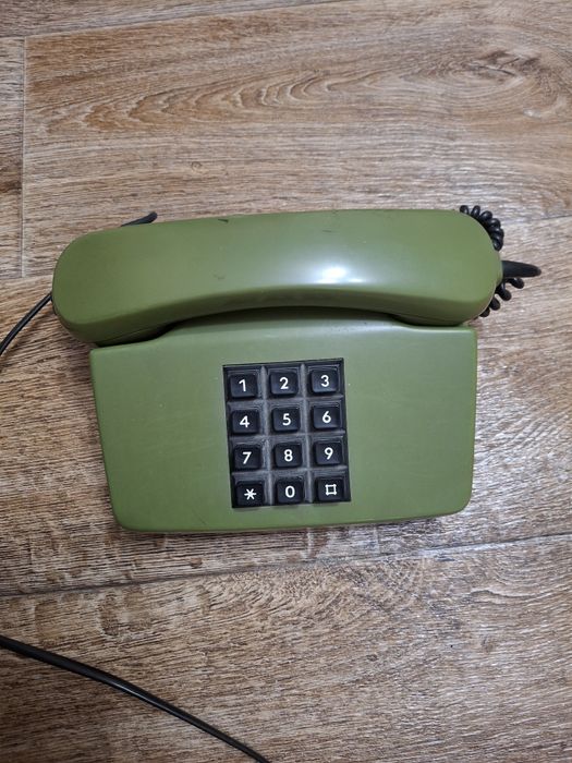 Телефон  VEF-751