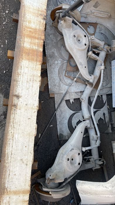 Балка на митсубиси раннер