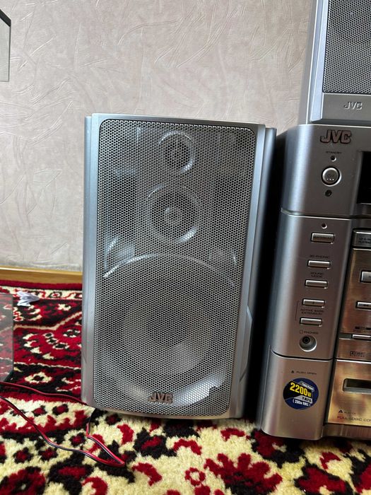 Музыкальный центр JVC