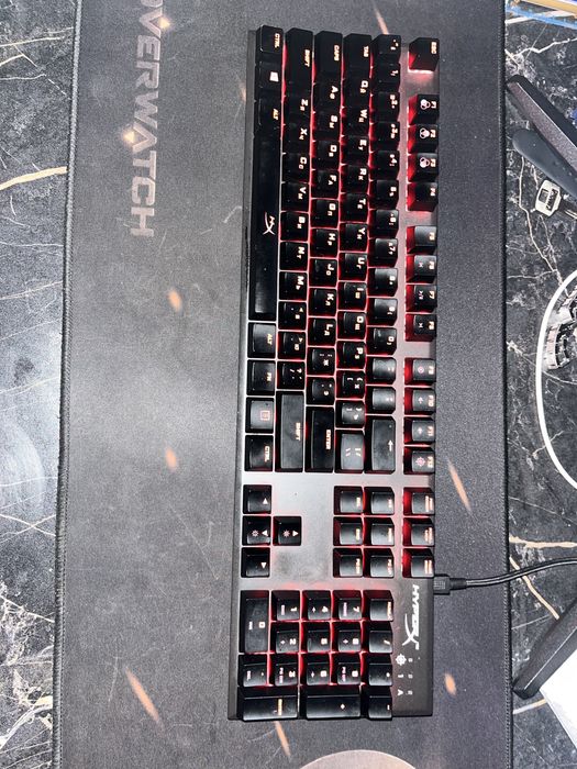 Продам клавиатуру hyper x