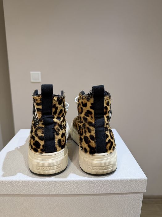 Dsquared кецове 37 номер