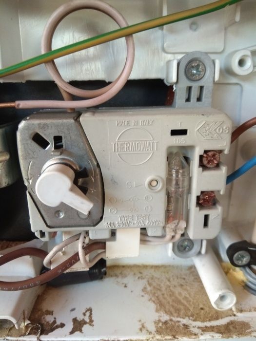 Термостат на Аристон