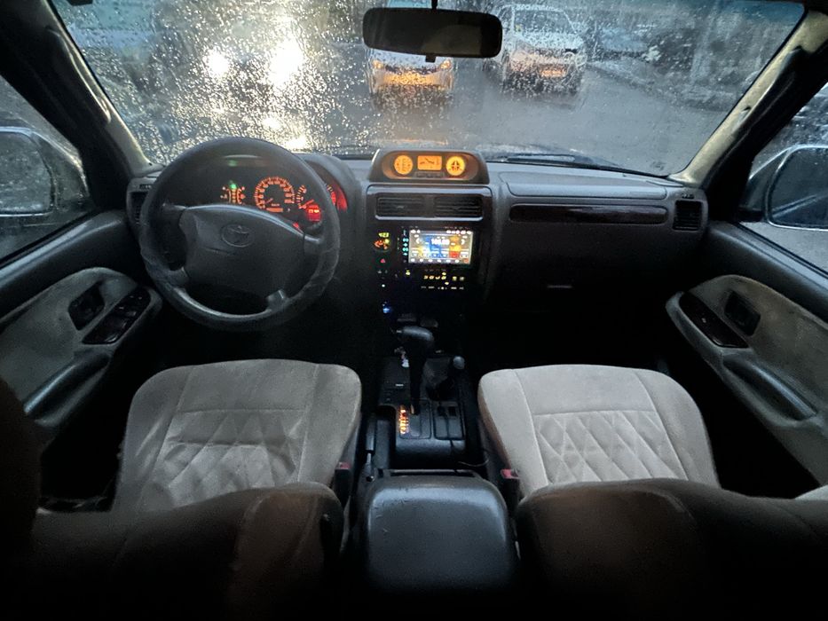 Toyota land cruiser prado 2000