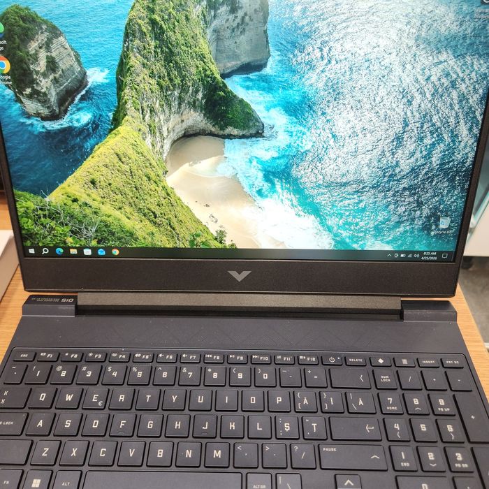 Hope Amanet P11-HP Victus 15/ ryzen 5 7th/ram 16gb/Ssd 1Tb/ RTX 2050 de 4gb