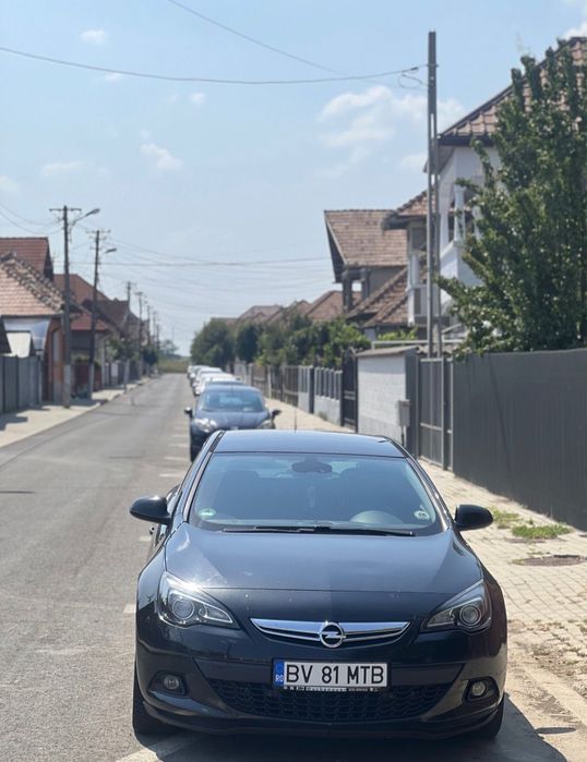 Opel Astra J GTC 2012  1.6T 180cp