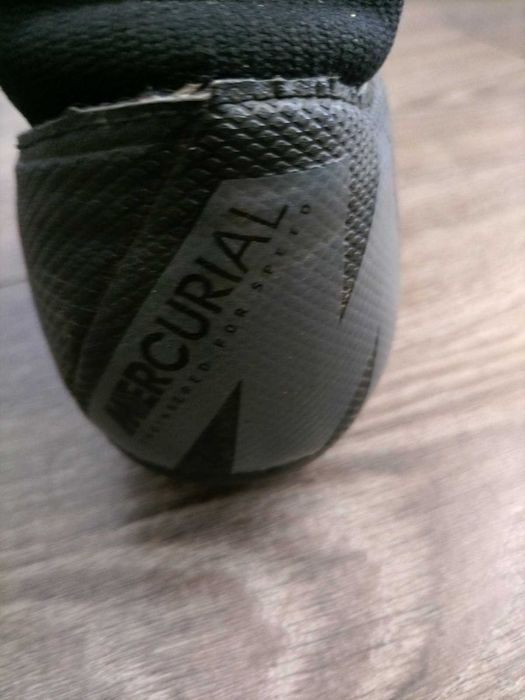 Бутонки NIKE 41 номер