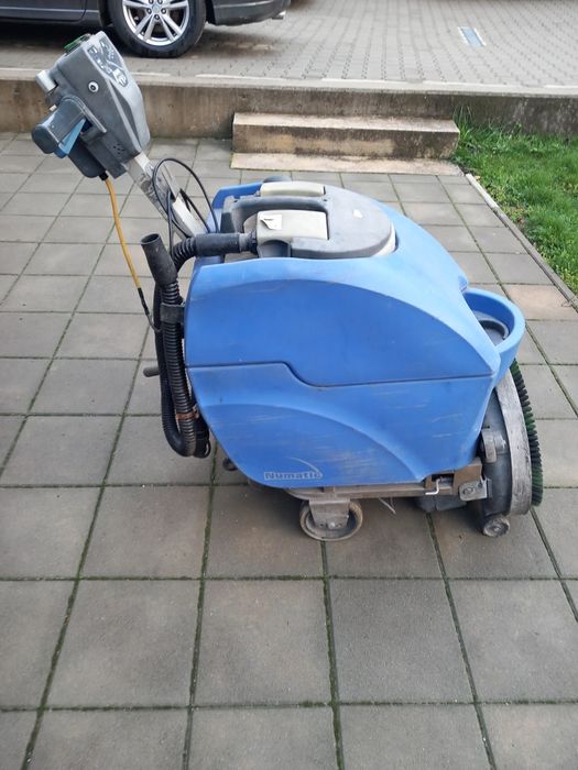 Подопочистваща машина