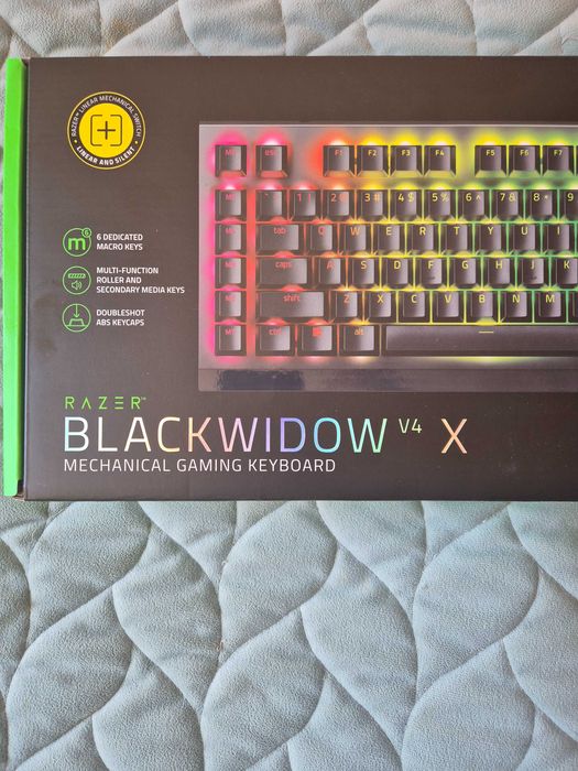Tastatura gaming Razen Blackwindow X v4 - taste galbene - mecanica
