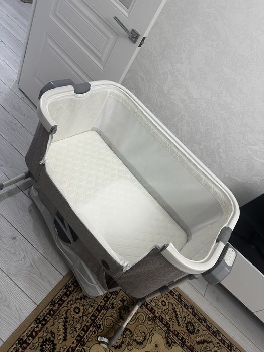 Продам детсткий манеж