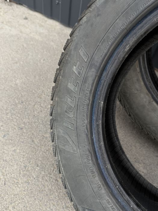 Шины зима 205/55R16