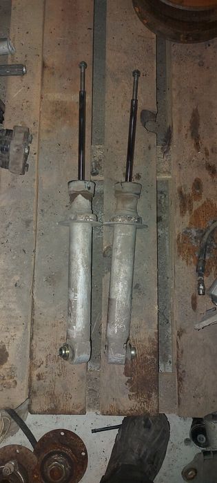 Продам запчасти от БМВ е39