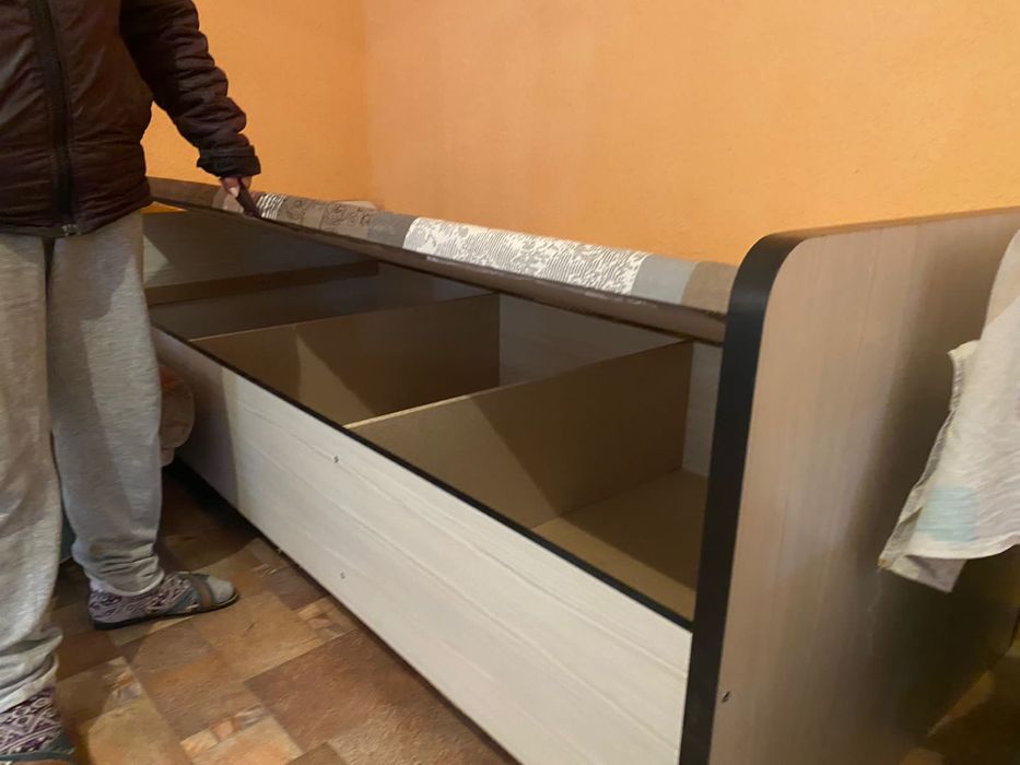 Продается Односпальный диван