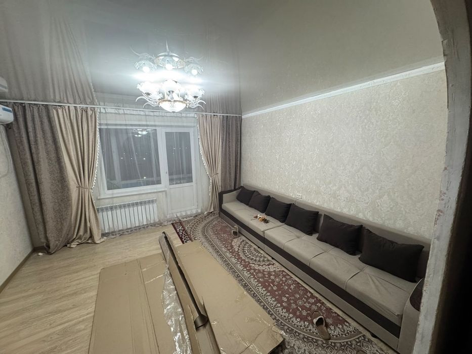 Продам диван 4 метра