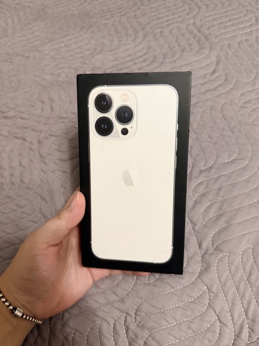 Продам Iphone 13 pro