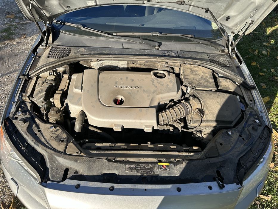 Volvo S80 D5 185к.с. НА ЧАСТИ