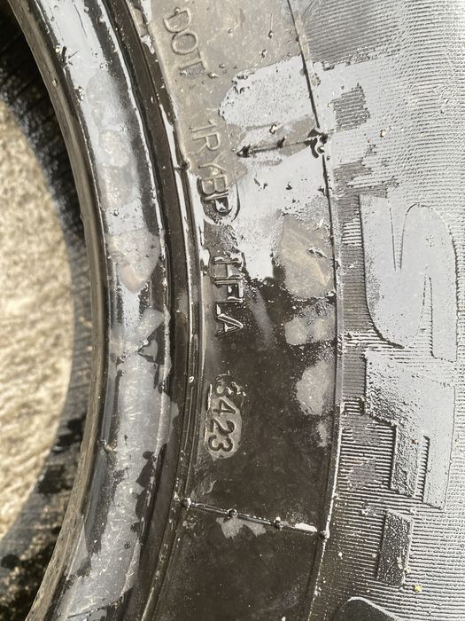 Anvelopa/Cauciuc 235/65 R16C