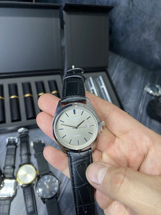 Продам Мужские часы