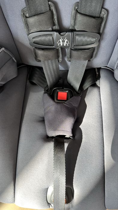 Столче за кола Chicco MyFit – група 2/3 (15–36 кг)