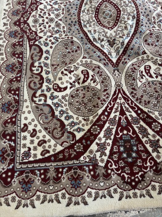 Продам ковер 150*230