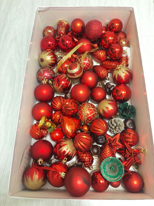 Коледни играчки сет