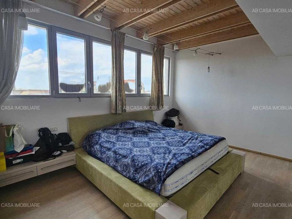 Penthouse 4 camere 136 mp garaj dublu, Complex Studențesc, comision 0%
