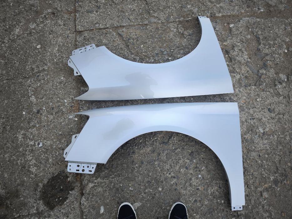 Aripa fata VW Passat b6 gri La7W