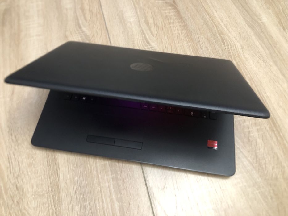 Ноутбук Hp 17 SSD 256ГБ