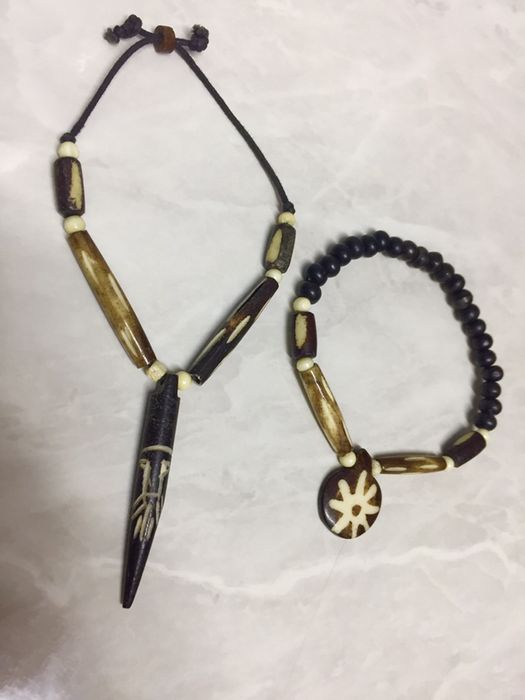 Bratari boho-chic din teracota , os de camila, coliere