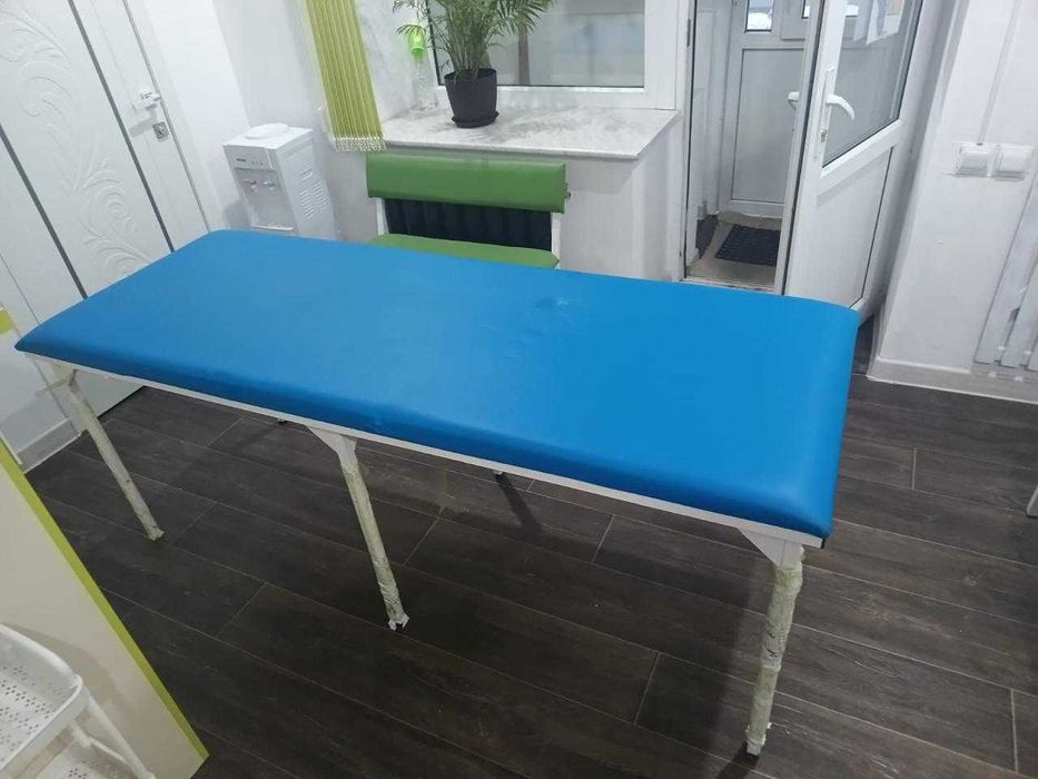 Медицинская кушетка