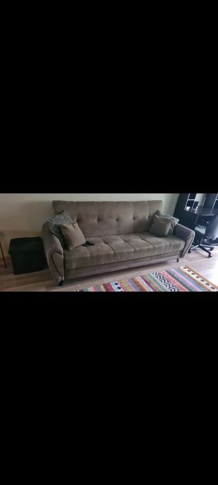 Canapea extensibila 3 locuri