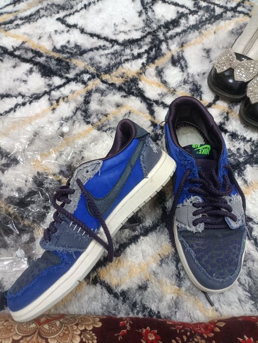 Продаются красовки мужские