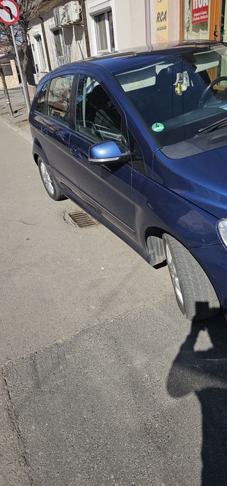 Mercedes B  220 Classe