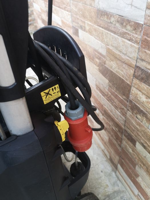 Водоструйка Karcher hd7/18-4м- 180bar Profesional 380V Керамика