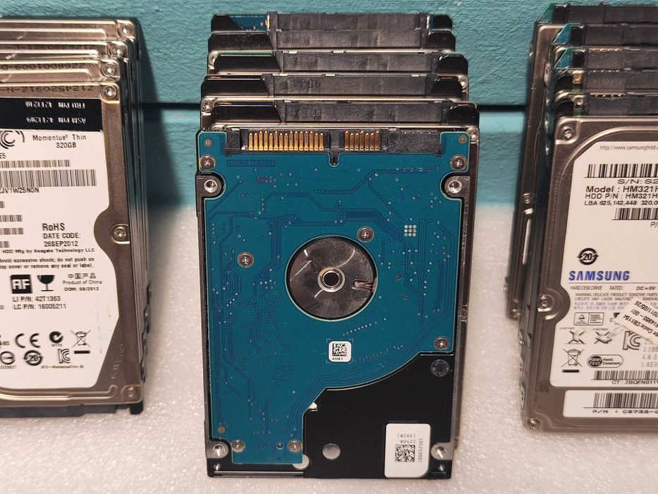 WD / SEAGATE / HITACHI / SAMSUNG HDD 2.5 320GB / Хард диск за лаптоп