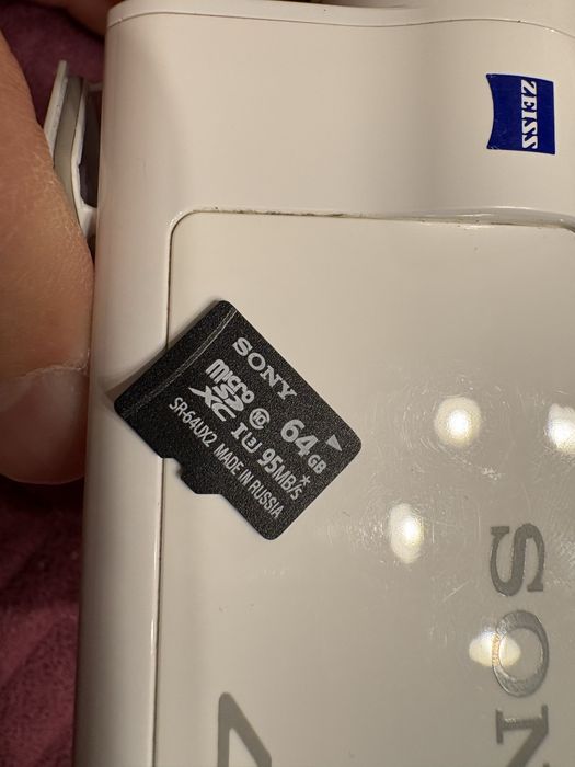 Камера Sony FDR-X3000