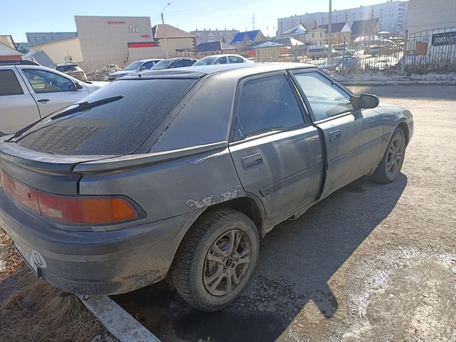 Продам Мазду 323
