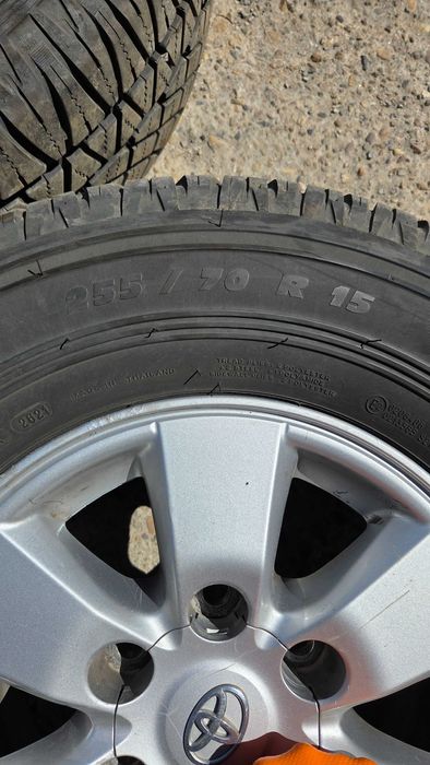Джанти с гуми Michelin Latitude Cross 255/70/R15 108H , DOT 2621 Toyota Hilux