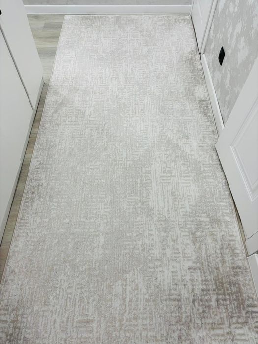 Продам ковровую дорожку