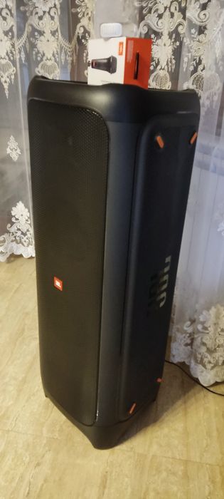 JBL PARTYBOX 1000/1100W putere model 2024