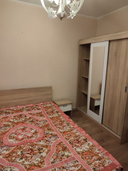 Spre Închiriere apartament zona Bucovina
