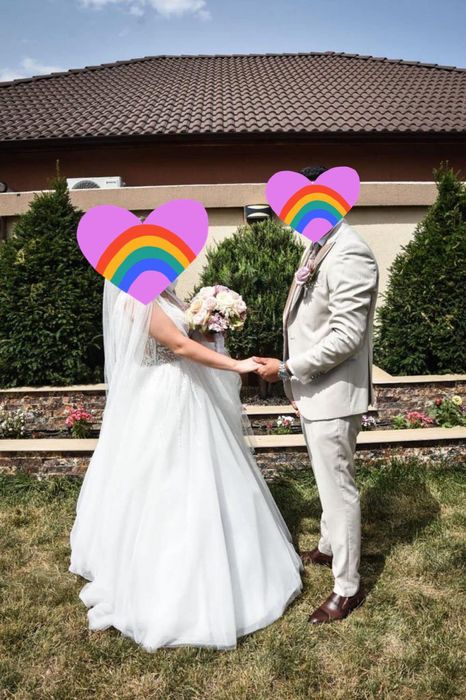 Vând rochie de mireasă mărimea 38 , cu corset reglabil