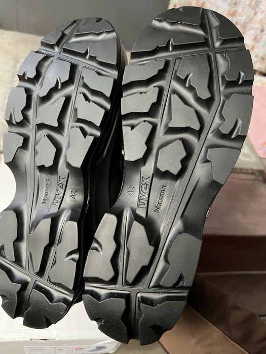 Vand bocanci protectie Uvex marimea 41