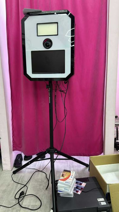 Photo Box, Photo Room