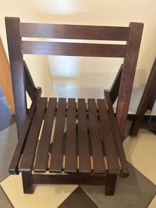 scaune pliabile 100 lei bucata