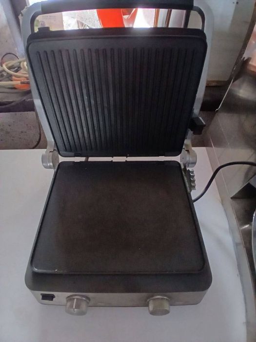Lavash aparat toster haladilnik
