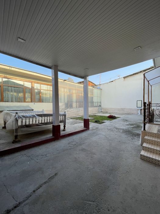 Самарканд Дарвозада 3,9 сотих ховли сотилади.