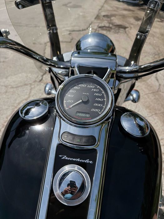 Harley-Davidson Freewheeler