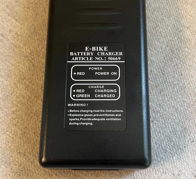 Incarcator bicicleta electrica 36V 2A Li Ion mufa 3 pini