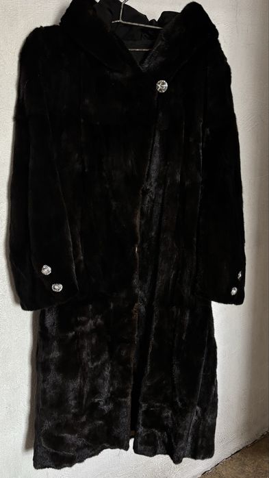 Продам шубу норковую б/у