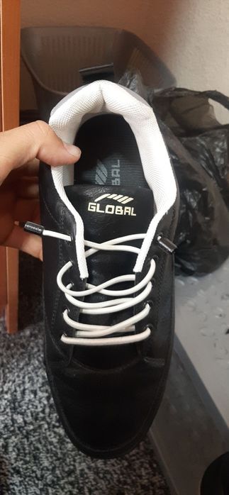 Global firmasidan yangi fasondagi klassik krasovka